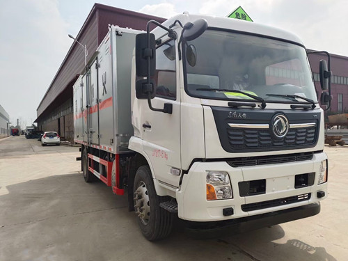 东风天锦9.99吨国六炸药运输车